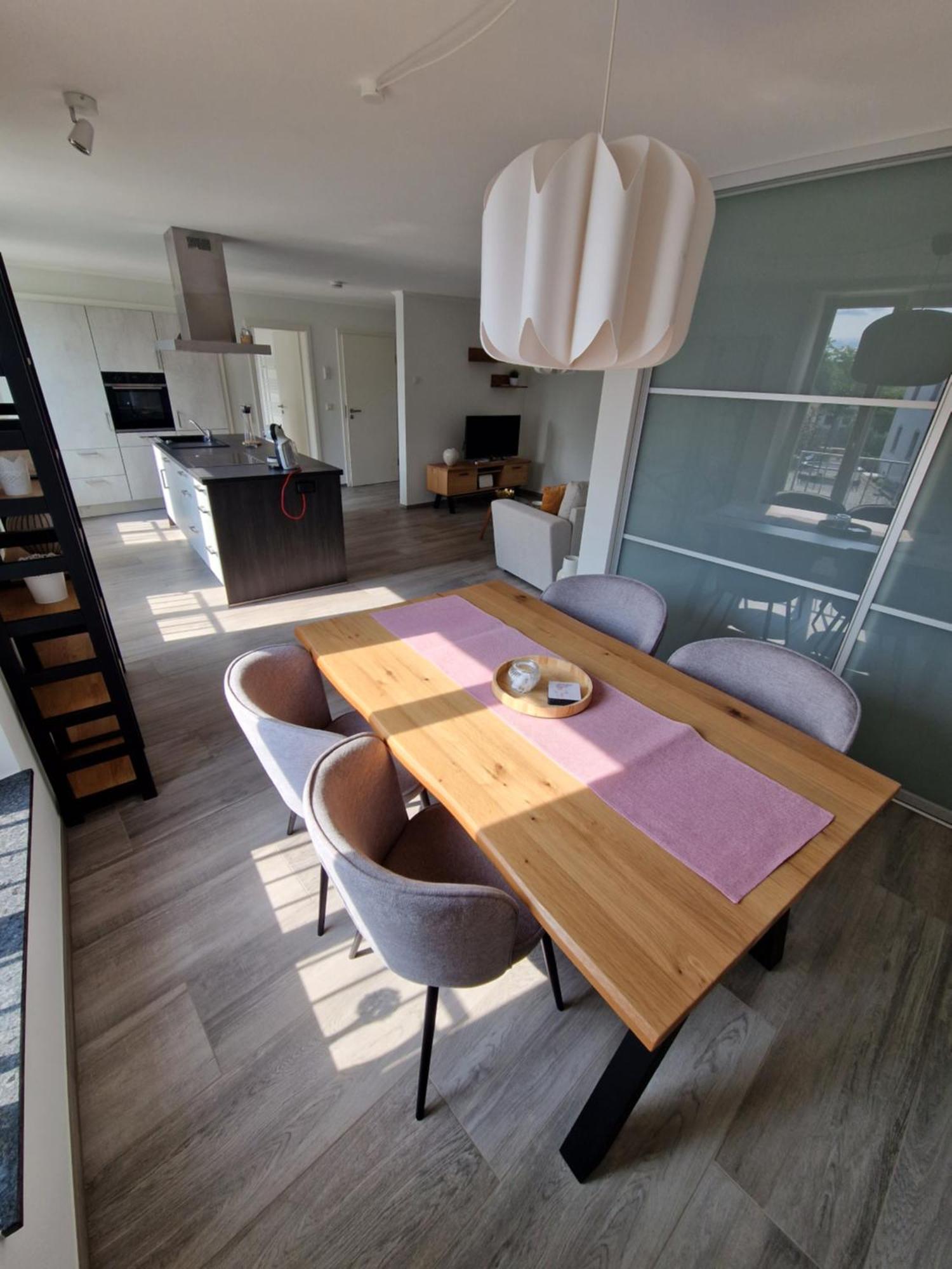 Apartment Im Ehemaligen Gesindehaus Welschbillig